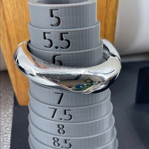 2.11.26-7 Silvertone Bangle Hinge Bracelet